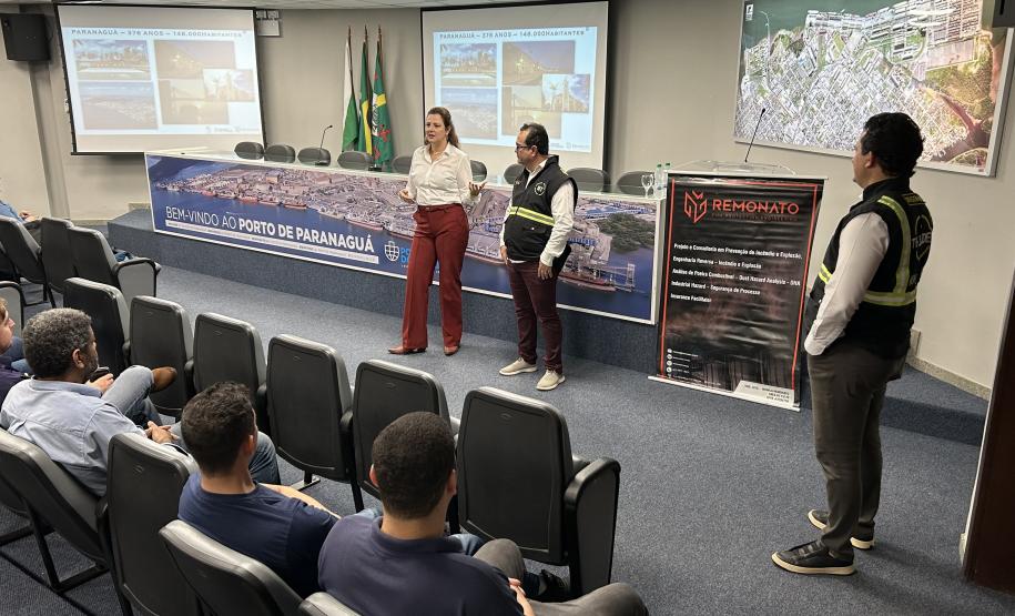 Seminário aborda riscos de operações com poeiras combustíveis com Comunidade Portuária