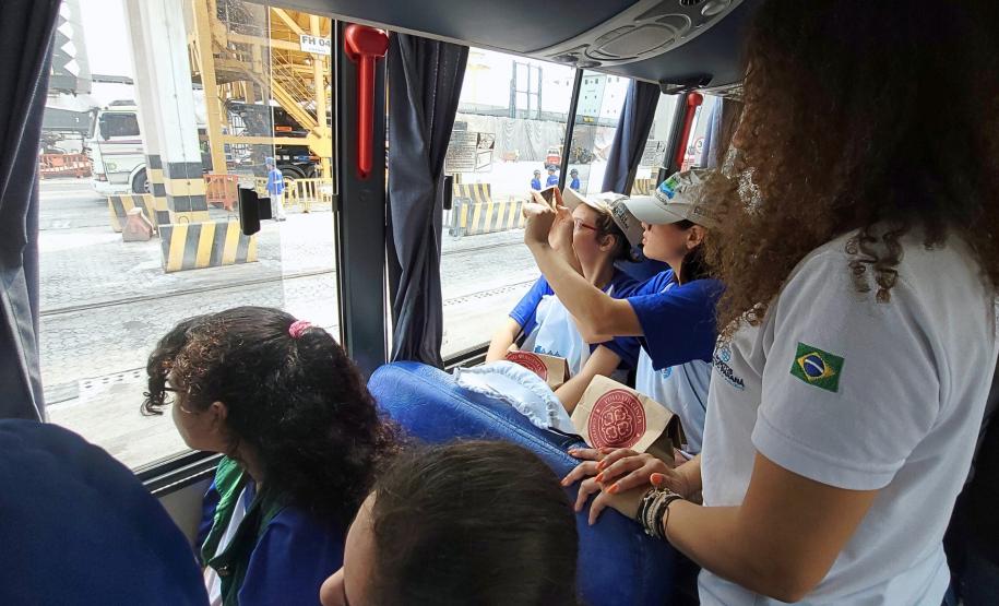 Porto Escola realiza primeira visita inclusiva no Porto de Paranaguá