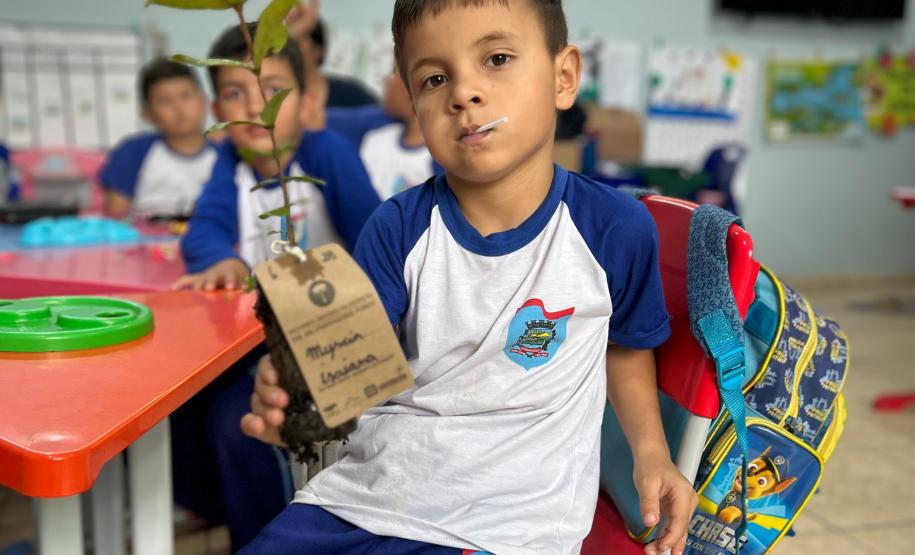 Portos do Paraná encerra outubro com atividades socioambientais no litoral do Estado