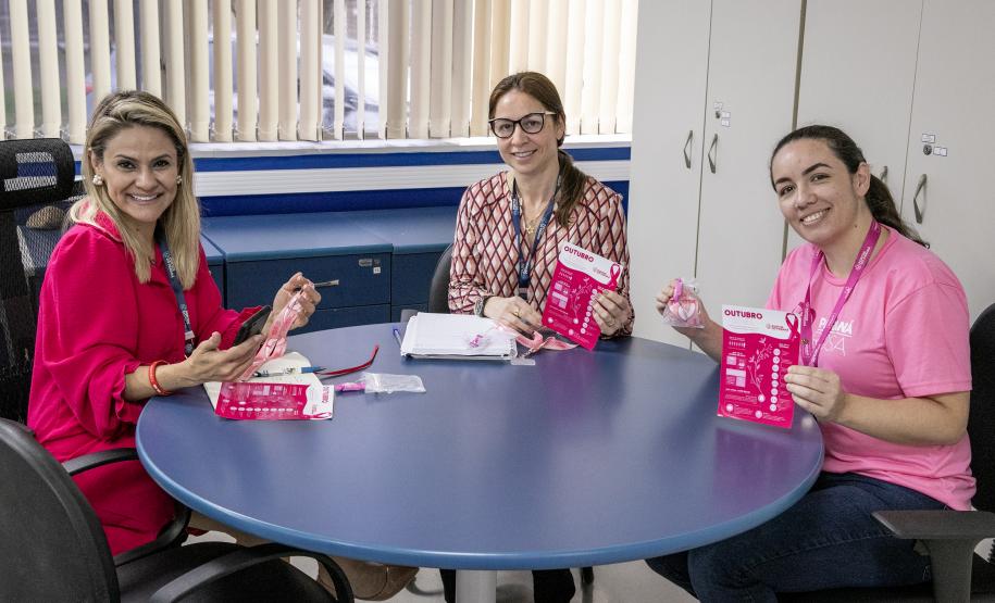 Emoção e informação marcam celebração do Outubro Rosa na Portos do Paraná