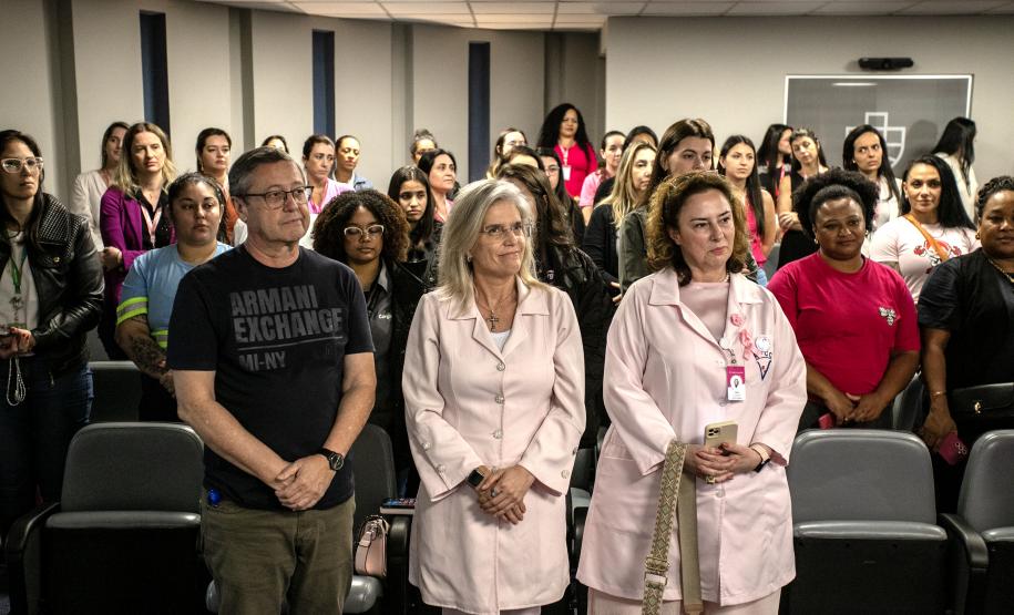 Emoção e informação marcam celebração do Outubro Rosa na Portos do Paraná