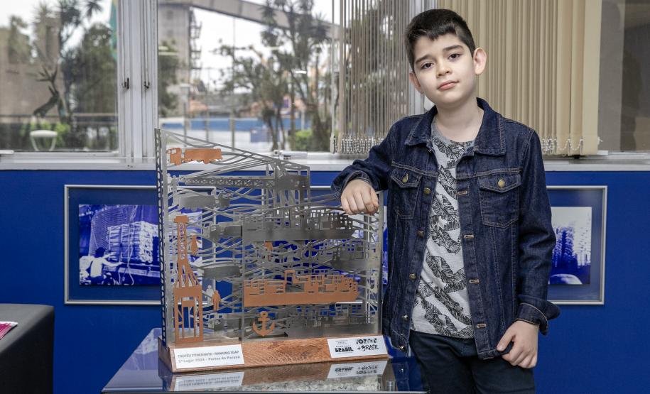 Portos do Paraná realiza ação com filhos de portuários em homenagem ao Dia das Crianças