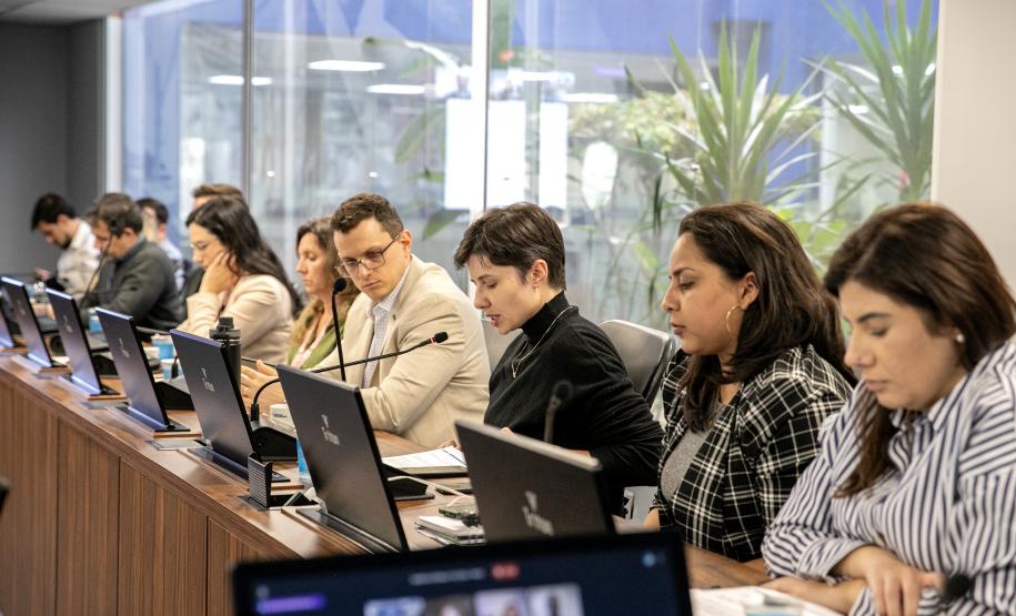 Portos do Paraná realiza audiência para contribuições ao leilão do PAR25