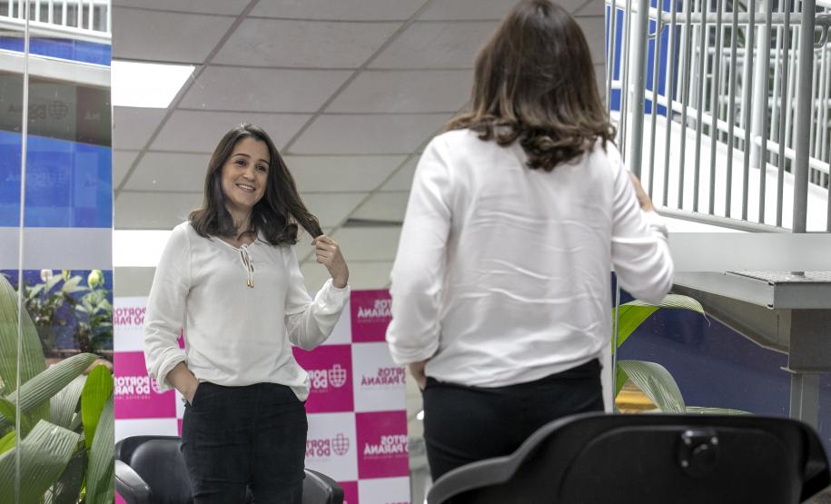 Portuários do Paraná doam cabelos para campanha Outubro Rosa