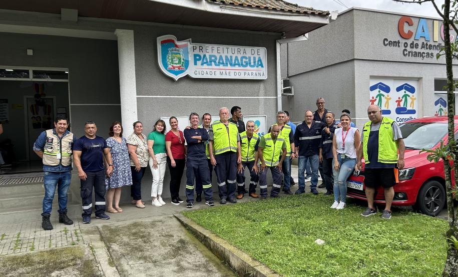 Cestas básicas arrecadadas na Corrida do Porto são distribuídas em Paranaguá