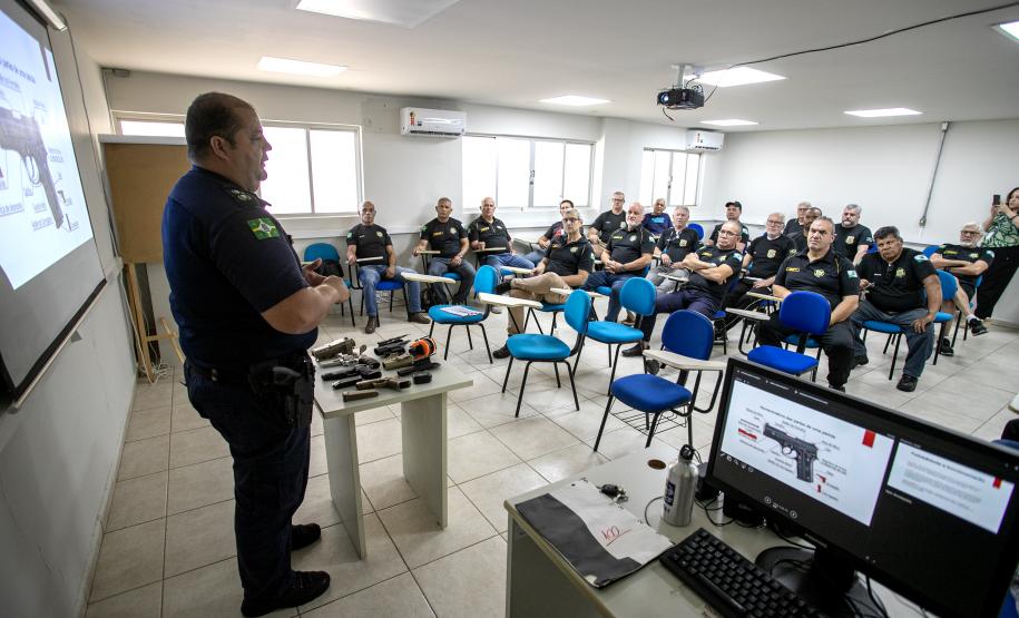 Portos do Paraná parabeniza profissionais de segurança no dia do guarda portuário
