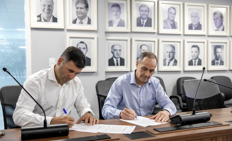 Novos conselheiros assumem suas cadeiras no CAP Paranaguá