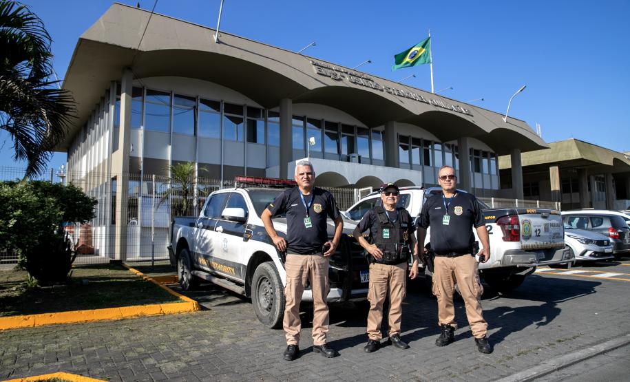 Portos do Paraná parabeniza profissionais de segurança no dia do guarda portuário
