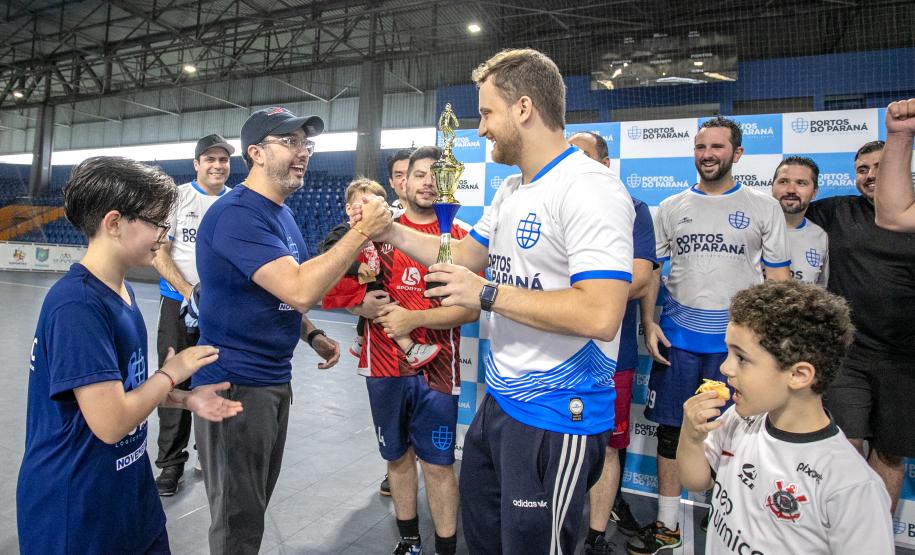 Taguaré F.C. é tetracampeão do Torneio Novembro Azul de Futsal