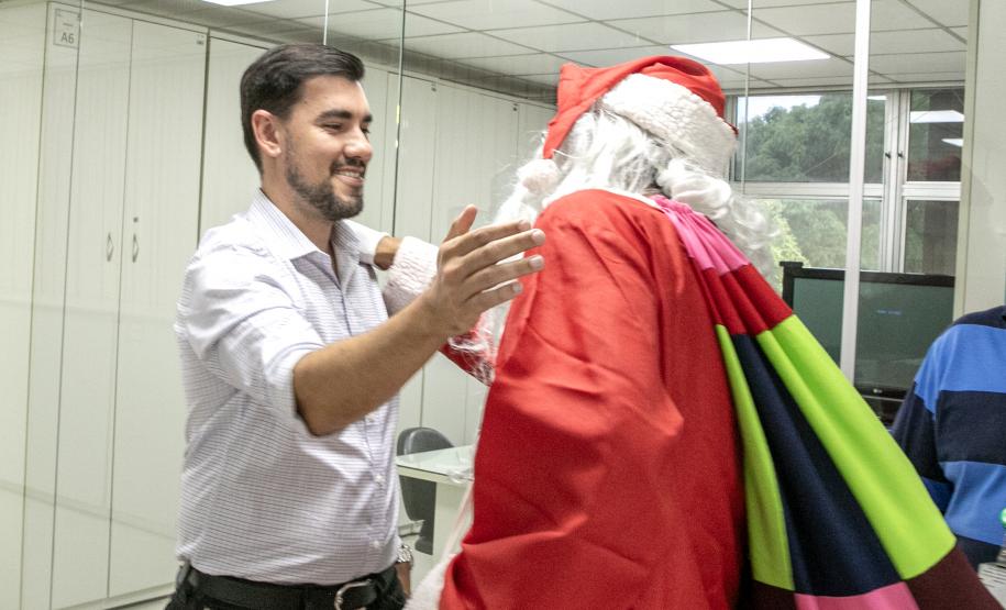 Natal Solidário da Portos do Paraná inicia arrecadação de brinquedos