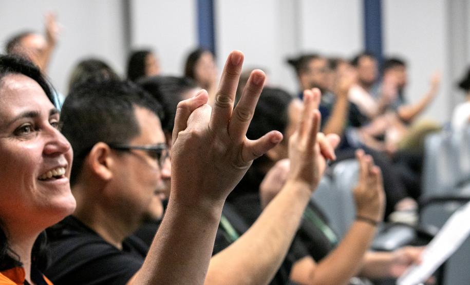 Comunicação inclusiva reúne exemplos de superação na Portos do Paraná
