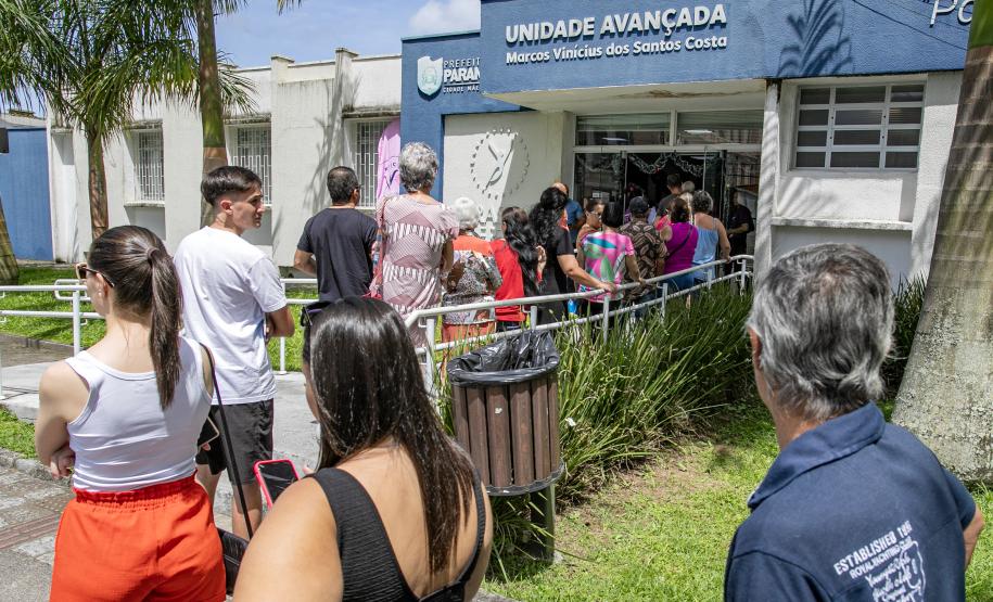 Pacientes da Unidade Erasto Gaertner recebem doações da Corrida do Porto