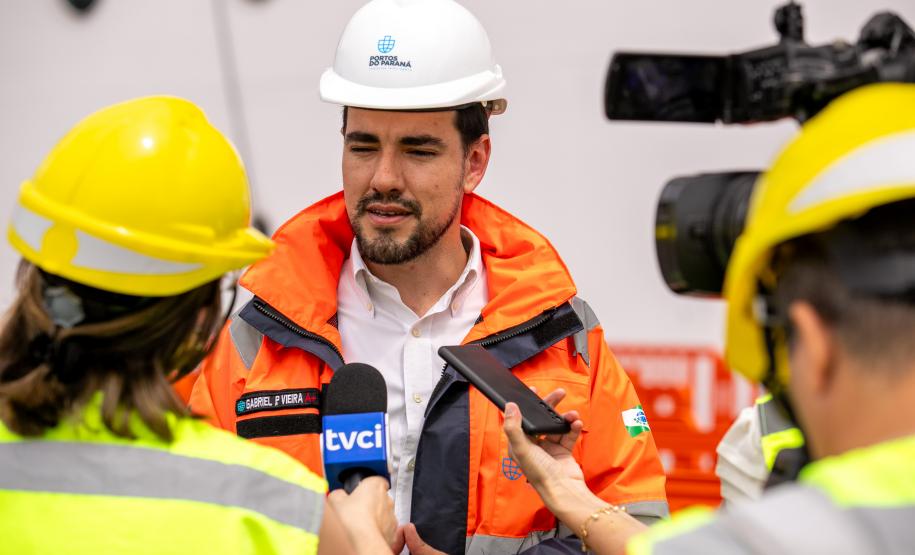 Com mais de 2 mil pessoas a bordo, MSC Armonia desembarca em Paranaguá