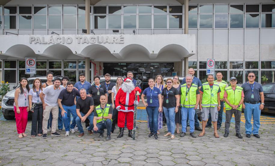 Natal Solidário da Portos do Paraná arrecada 1,2 mil brinquedos