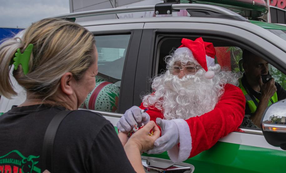 Natal Solidário da Portos do Paraná arrecada 1,2 mil brinquedos
