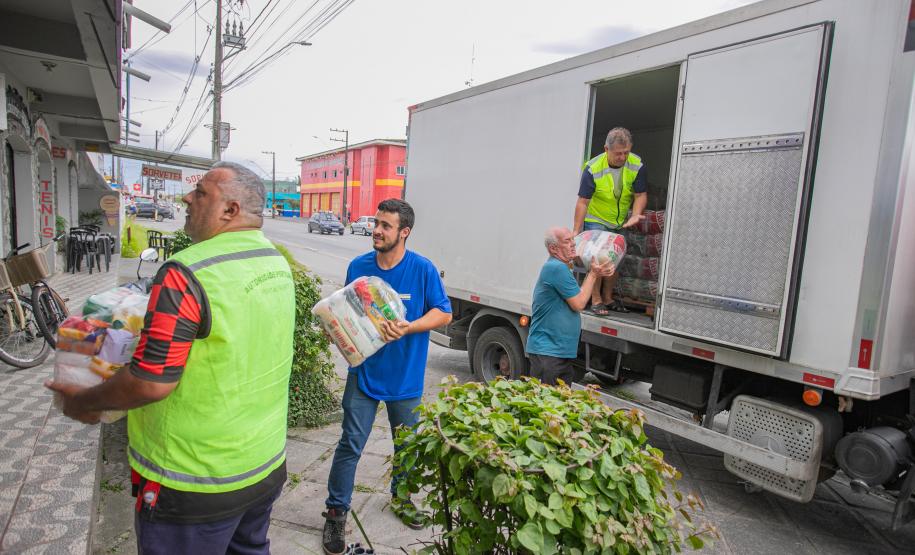 Natal Solidário da Portos do Paraná arrecada 1,2 mil brinquedos