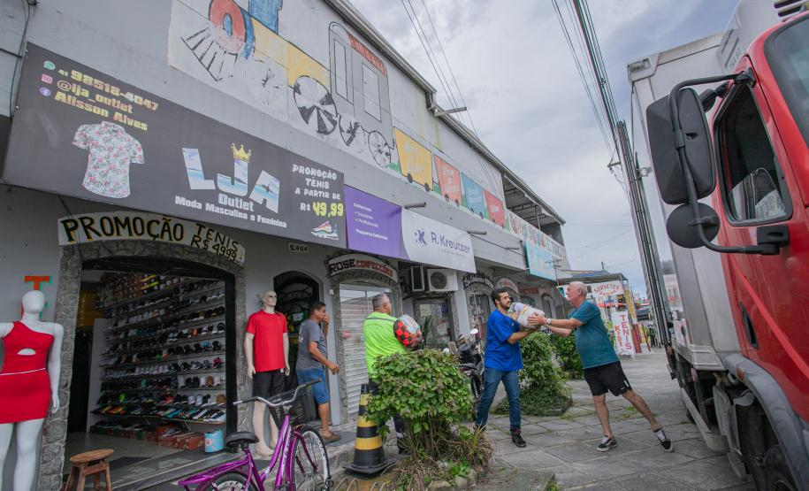 Natal Solidário da Portos do Paraná arrecada 1,2 mil brinquedos