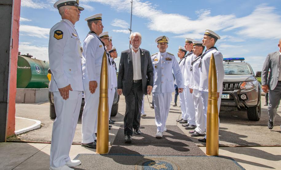 Capitania dos Portos do Paraná tem novo comandante