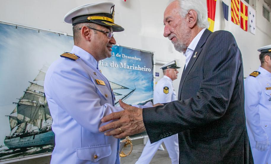 Capitania dos Portos do Paraná tem novo comandante