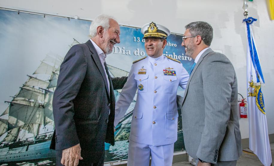 Capitania dos Portos do Paraná tem novo comandante