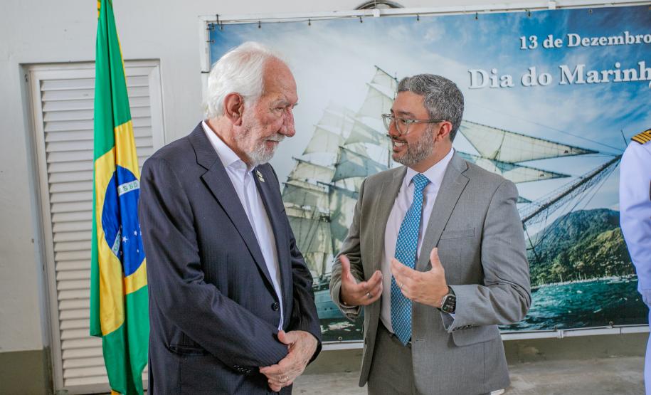 Capitania dos Portos do Paraná tem novo comandante