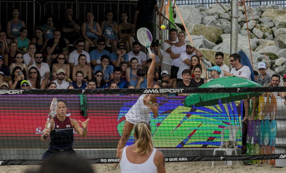 Beach Tennis na Arena Portos do Paraná movimenta o litoral paranaense