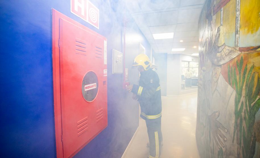 Palácio Taguaré é cenário de simulado de abandono de edificação
