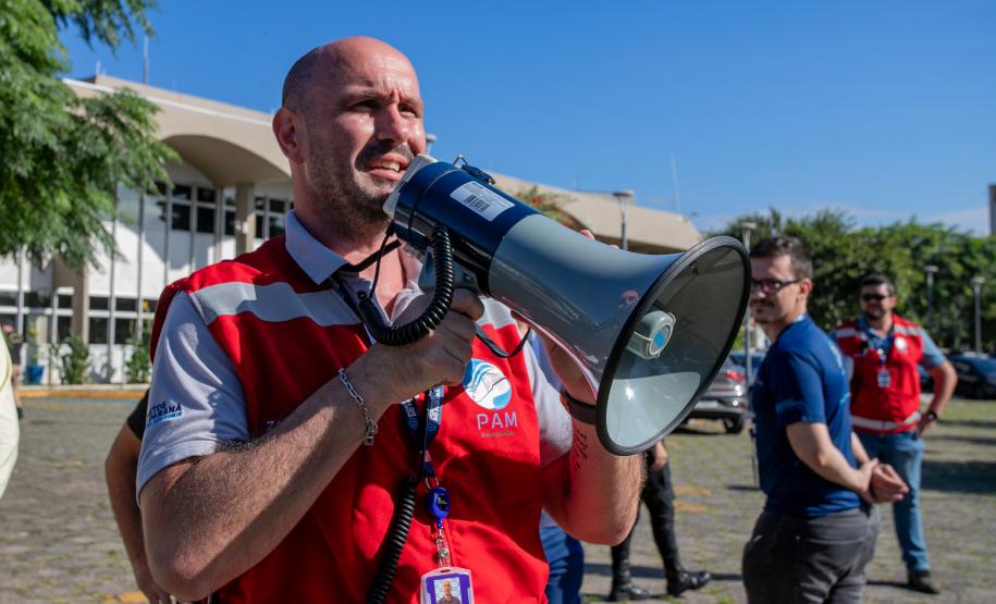 Palácio Taguaré é cenário de simulado de abandono de edificação