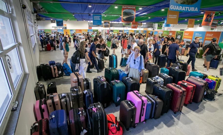 Mais de 19 mil cruzeiristas e tripulantes da segunda temporada passaram pelo Paraná
