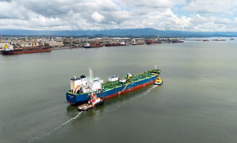 Multidisciplinaridade é uma das marcas da Portos do Paraná nestes 90 anos