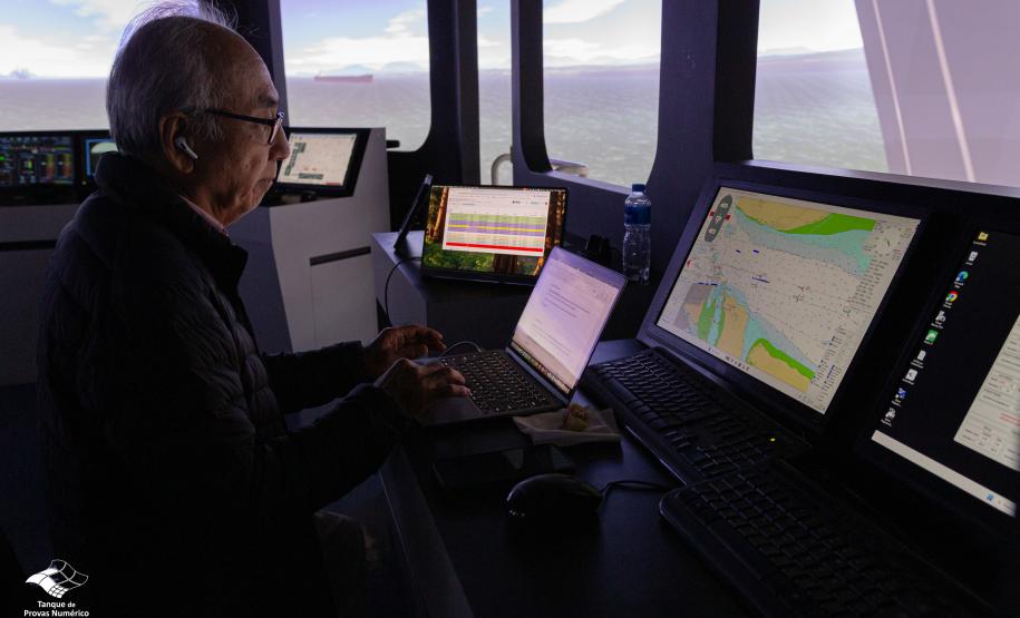 Engenheiros da Portos do Paraná realizam simulação de atracação de navios de cruzeiro
