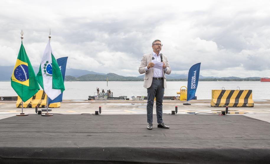Governador anuncia investimento de R$ 1 bi no Píer em "T" na festa dos 90 anos do Porto de Paranaguá