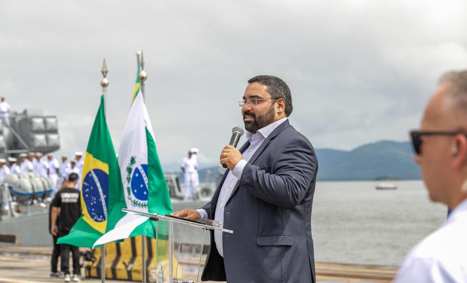 Governador anuncia investimento de R$ 1 bi no Píer em "T" na festa dos 90 anos do Porto de Paranaguá