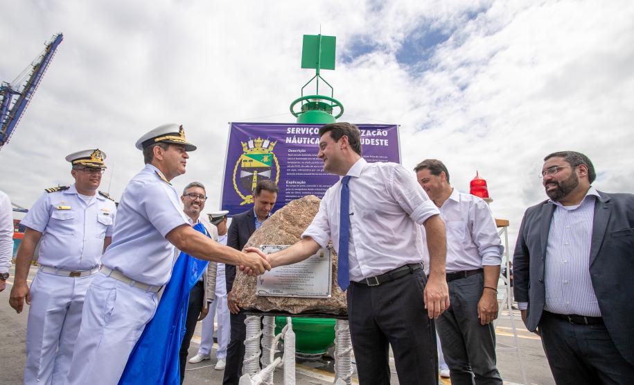 Governador anuncia investimento de R$ 1 bi no Píer em "T" na festa dos 90 anos do Porto de Paranaguá