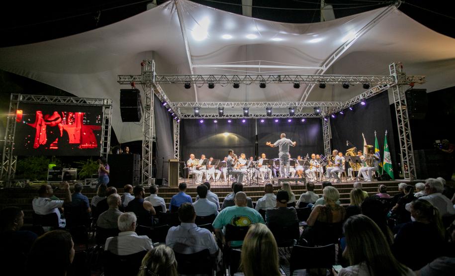 Concerto-show da Marinha celebra os 90 anos do Porto de Paranaguá