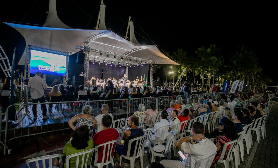 Concerto-show da Marinha celebra os 90 anos do Porto de Paranaguá