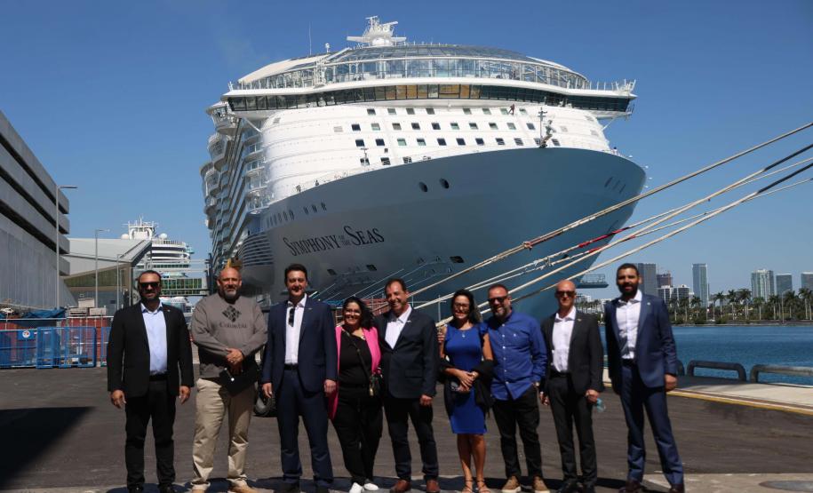 Governador anuncia projeto para terminal de cruzeiros no Porto de Paranaguá