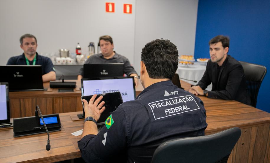 ANTT e Portos do Paraná realizam encontro para fortalecer integração logística