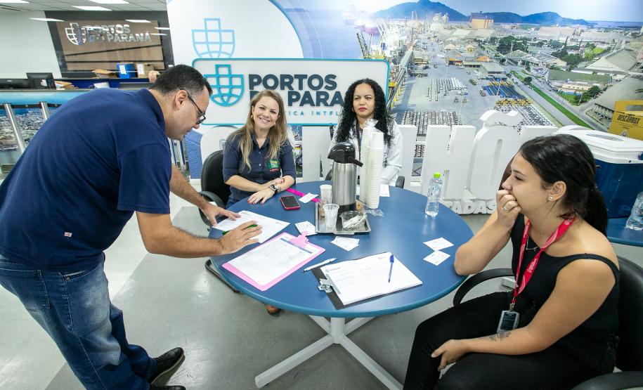 Vacina contra a gripe Influenza imuniza 225 portuários