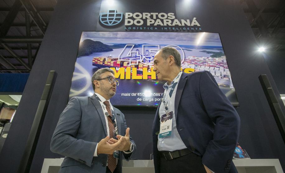 Portos do Paraná impulsiona negócios e debate avanços no marco legal portuário na Intermodal 2025