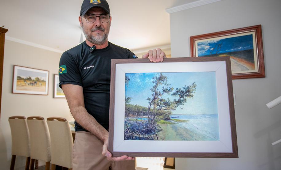 Guarda portuário é convidado para expor novamente no Carrousel du Louvre