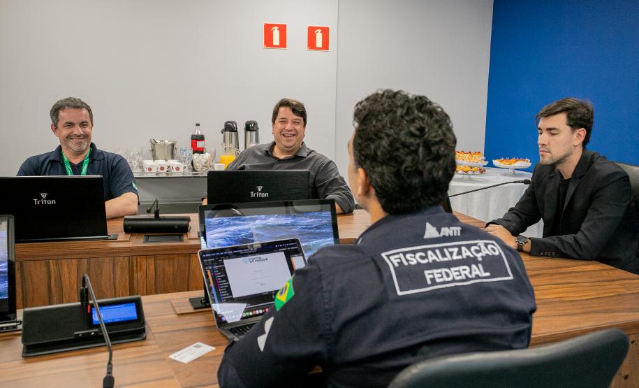 ANTT e Portos do Paraná realizam encontro para fortalecer integração logística