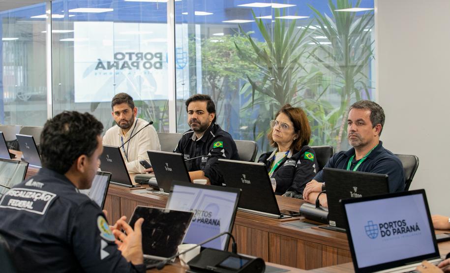 ANTT e Portos do Paraná realizam encontro para fortalecer integração logística