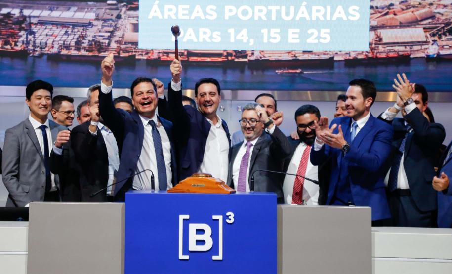 Leilões de áreas portuárias movimentam R$ 855 milhões em outorgas e garantem R$ 2,2 bilhões em investimentos no Paraná