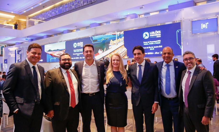 Leilões de áreas portuárias movimentam R$ 855 milhões em outorgas e garantem R$ 2,2 bilhões em investimentos no Paraná