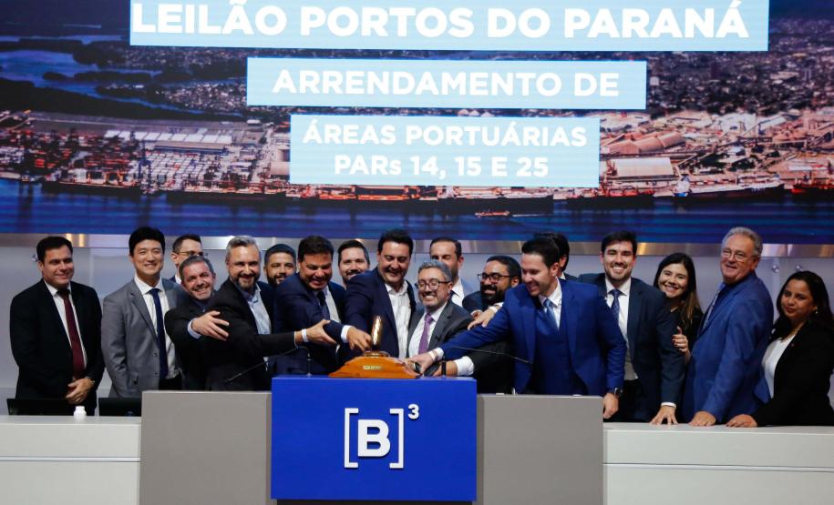 Leilões de áreas portuárias movimentam R$ 855 milhões em outorgas e garantem R$ 2,2 bilhões em investimentos no Paraná
