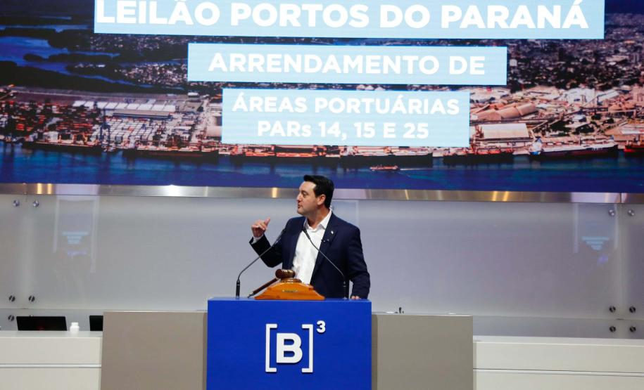 Leilões de áreas portuárias movimentam R$ 855 milhões em outorgas e garantem R$ 2,2 bilhões em investimentos no Paraná