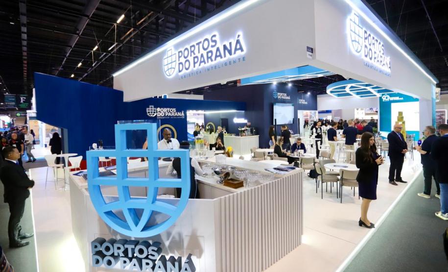 Portos do Paraná impulsiona negócios e debate avanços no marco legal portuário na Intermodal 2025