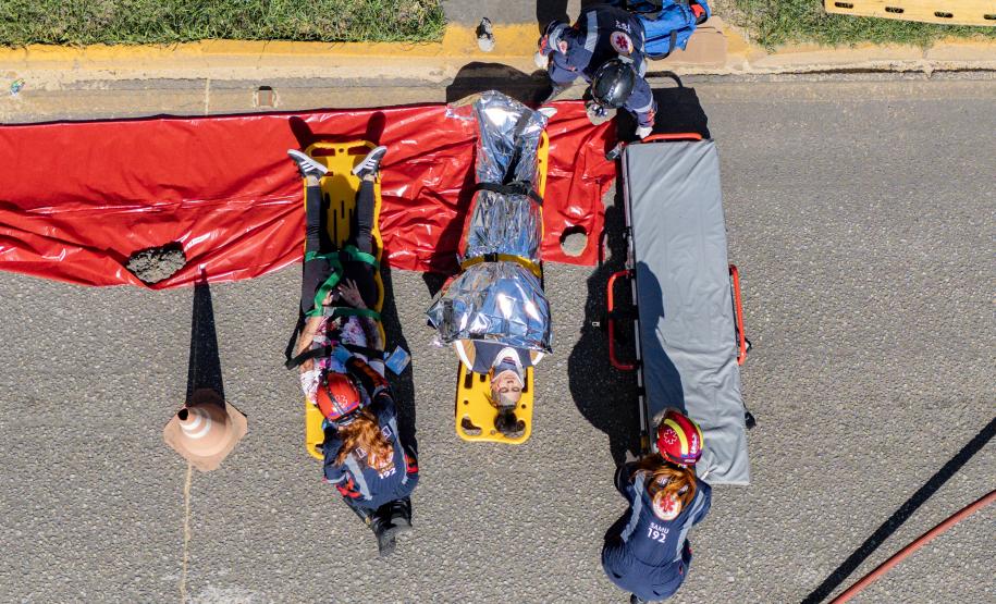 Acidente simulado envolvendo trem e veículos mostra união da comunidade portuária de Paranaguá