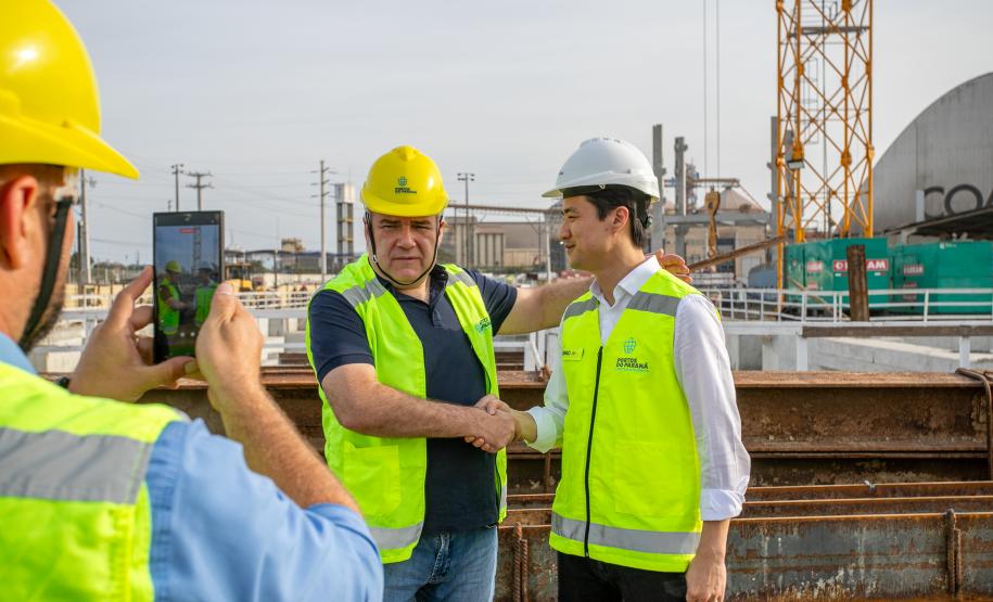 Deputado Ney Leprevost conhece obras do Moegão e novos arrendamentos no Porto de Paranaguá
